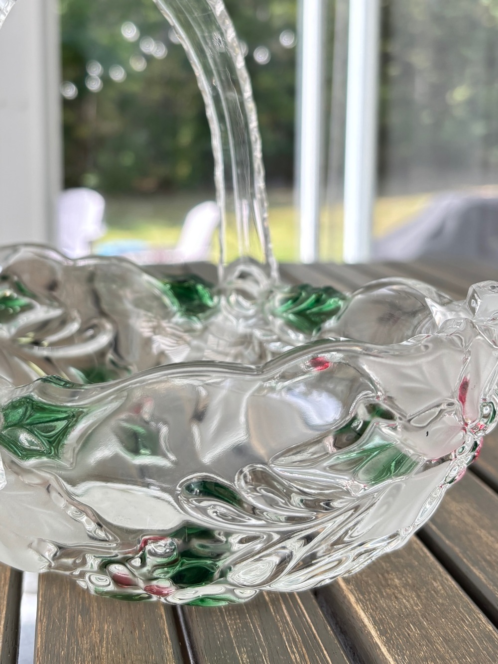 Mikasa Holiday Bloom Glass Basket, Holly Berry Vintage - Picture 4 of 16